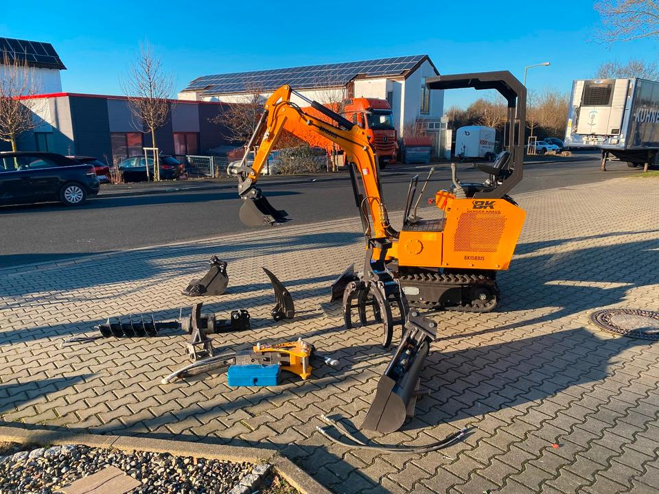 Minibagger BK1500JS + Zubehör *INKL.19% MWST*BERGER KRAUS*KUBOTA*JOYSTICK*ZUBEHÖRPAKET GROß*SOFORT!* - Minibagger: das Bild 2 Minibagger BK1500JS + Zubehör *INKL.19% MWST*BERGER KRAUS*KUBOTA*JOYSTICK*ZUBEHÖRPAKET GROß*SOFORT!* - Minibagger: das Bild 2