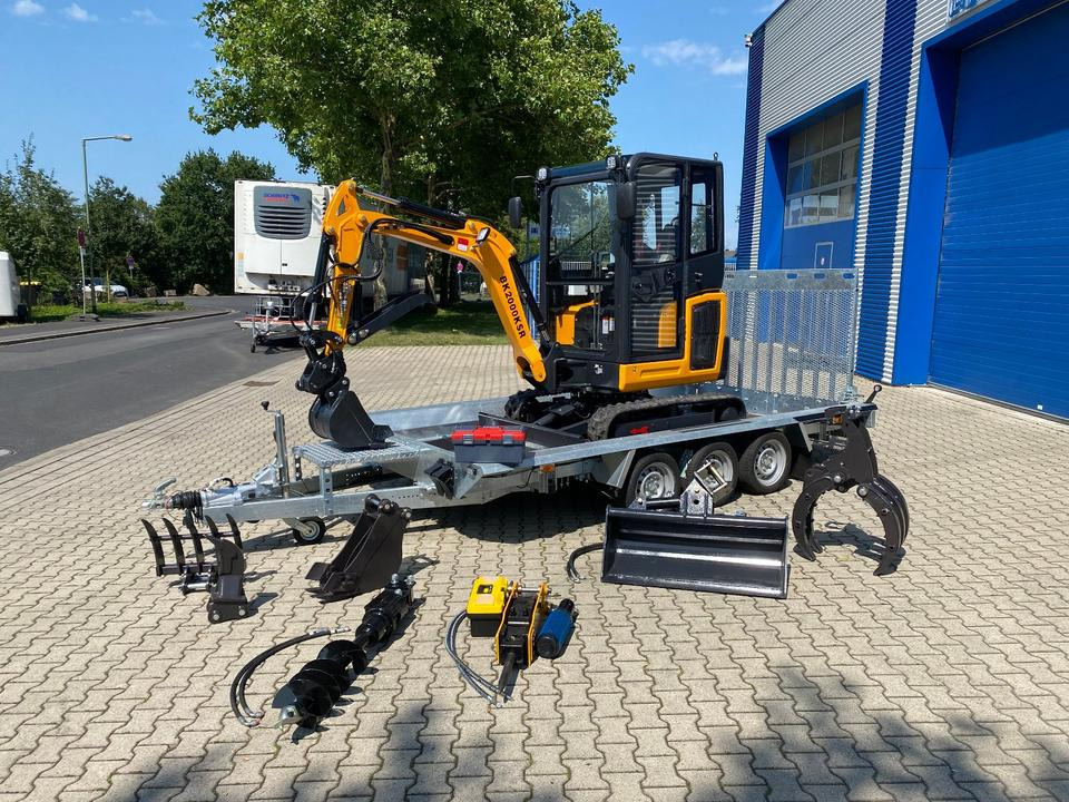 Minibagger BK2000KSR + Tieflader + Zubehör *INKL.19% MWST*BERGER KRAUS*YANMAR*SCHWENKARM* VERSTELLFAHRWERK* - Minibagger, Anhänger: das Bild 1 Minibagger BK2000KSR + Tieflader + Zubehör *INKL.19% MWST*BERGER KRAUS*YANMAR*SCHWENKARM* VERSTELLFAHRWERK* - Minibagger, Anhänger: das Bild 1