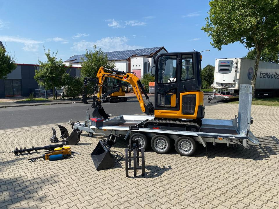 Minibagger BK2000KSR + Tieflader + Zubehör *INKL.19% MWST*BERGER KRAUS*YANMAR*SCHWENKARM* VERSTELLFAHRWERK* - Minibagger, Anhänger: das Bild 3 Minibagger BK2000KSR + Tieflader + Zubehör *INKL.19% MWST*BERGER KRAUS*YANMAR*SCHWENKARM* VERSTELLFAHRWERK* - Minibagger, Anhänger: das Bild 3