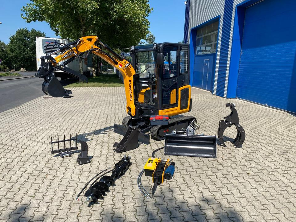 Minibagger BK2000KSR inkl. Zubehörpaket *INKL.19% MWST*BERGER KRAUS*YANMAR*SCHWENKARM* VERSTELLFAHRWERK* - Minibagger: das Bild 1 Minibagger BK2000KSR inkl. Zubehörpaket *INKL.19% MWST*BERGER KRAUS*YANMAR*SCHWENKARM* VERSTELLFAHRWERK* - Minibagger: das Bild 1