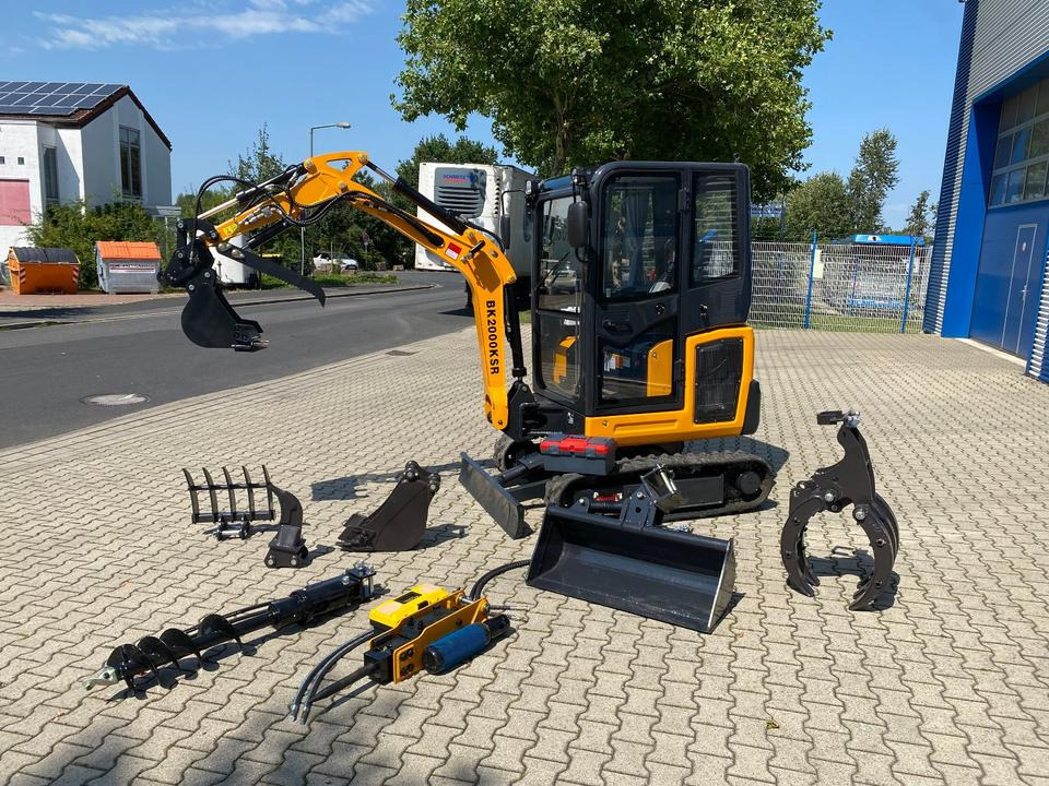 Minibagger BK2000KSR inkl. Zubehörpaket *INKL.19% MWST*BERGER KRAUS*YANMAR*SCHWENKARM* VERSTELLFAHRWERK* - Minibagger: das Bild 3 Minibagger BK2000KSR inkl. Zubehörpaket *INKL.19% MWST*BERGER KRAUS*YANMAR*SCHWENKARM* VERSTELLFAHRWERK* - Minibagger: das Bild 3