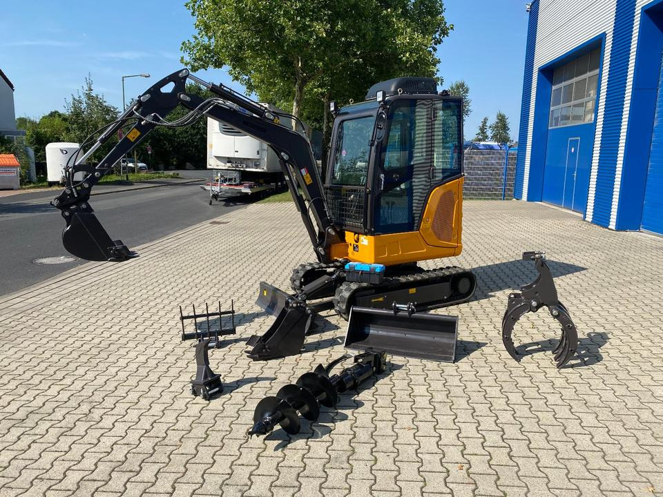 Minibagger BK2800ASR inkl. Zubehörpaket *INKL.19% MWST*BERGER KRAUS*KUBOTA*SCHWENKARM* VERSTELLFAHRWERK*KLIMA* - Minibagger: das Bild 2 Minibagger BK2800ASR inkl. Zubehörpaket *INKL.19% MWST*BERGER KRAUS*KUBOTA*SCHWENKARM* VERSTELLFAHRWERK*KLIMA* - Minibagger: das Bild 2