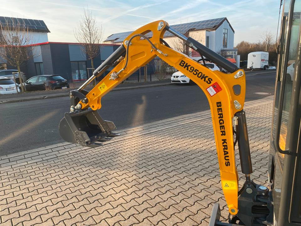 Minibagger BK950KS *INKL.19% MWST*BERGER KRAUS*KABINE*SOFORT!* - Minibagger: das Bild 4 Minibagger BK950KS *INKL.19% MWST*BERGER KRAUS*KABINE*SOFORT!* - Minibagger: das Bild 4