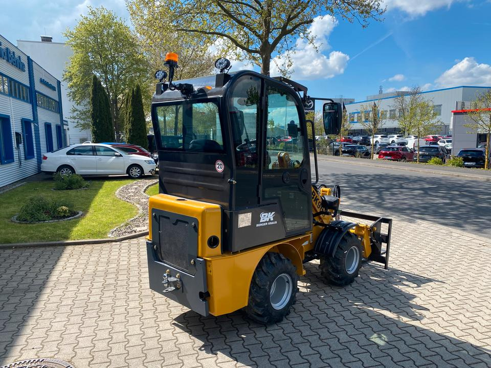 Radlader / Hoflader BK906 mit Kabine *INKL.19% MWST*PERKINS*BERGER KRAUS*GABELPAKET*CE*EURO* - Hoflader: das Bild 4 Radlader / Hoflader BK906 mit Kabine *INKL.19% MWST*PERKINS*BERGER KRAUS*GABELPAKET*CE*EURO* - Hoflader: das Bild 4