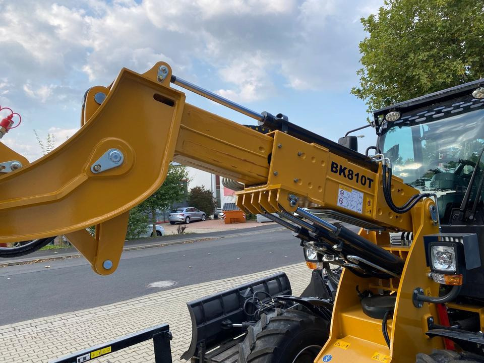 Teleskoplader/Radlader BK810T inkl. Tieflader und Schneeschild *INKL.19% MWST*BERGER KRAUS*KUBOTA*EURO*CE* - Teleskopradlader: das Bild 5 Teleskoplader/Radlader BK810T inkl. Tieflader und Schneeschild *INKL.19% MWST*BERGER KRAUS*KUBOTA*EURO*CE* - Teleskopradlader: das Bild 5