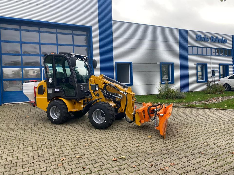 Teleskoplader/Radlader BK810T inkl. Winter-Komplettpaket *INKL.19% MWST*BERGER KRAUS*KUBOTA*EURO*CE* - Teleskopradlader: das Bild 1 Teleskoplader/Radlader BK810T inkl. Winter-Komplettpaket *INKL.19% MWST*BERGER KRAUS*KUBOTA*EURO*CE* - Teleskopradlader: das Bild 1