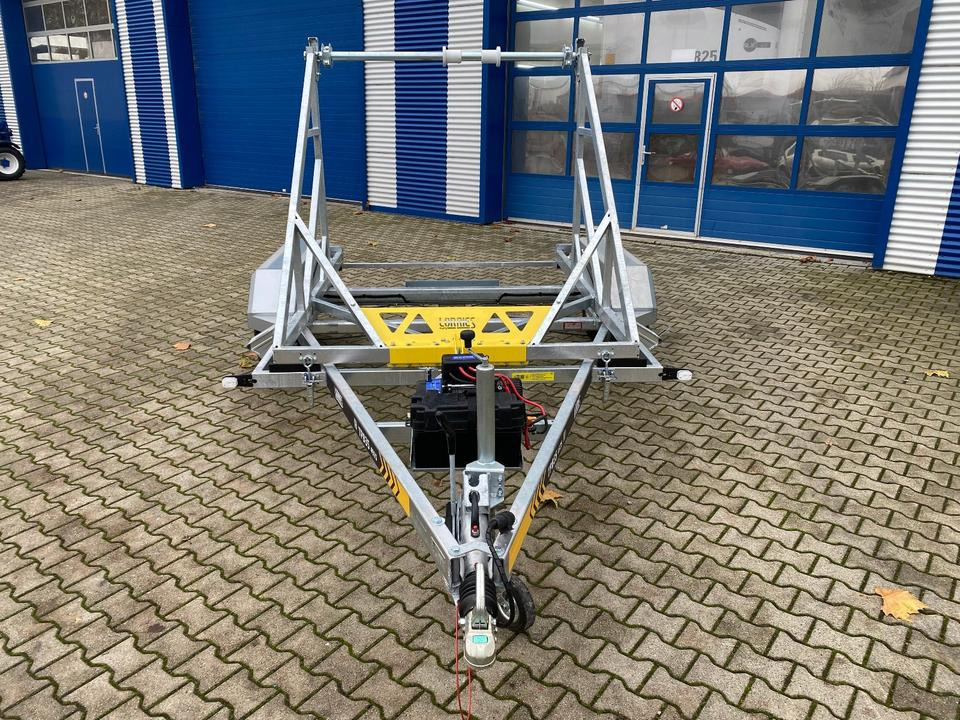 Vermietung / Kabelanhänger 3500KG E-Winde / Nutzlast 2825KG / Kabeltrommel-Anhänger / Glasfaser/ 3 Tage - Kabeltrommelanhänger: das Bild 2 Vermietung / Kabelanhänger 3500KG E-Winde / Nutzlast 2825KG / Kabeltrommel-Anhänger / Glasfaser/ 3 Tage - Kabeltrommelanhänger: das Bild 2