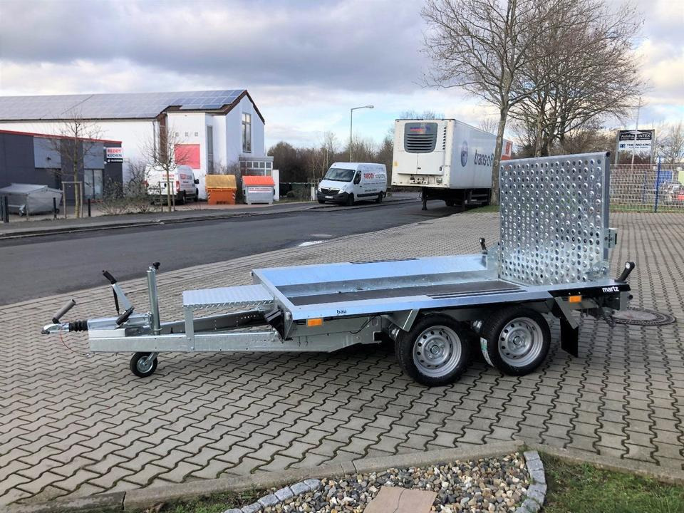 Vermietung / Tieflader 2700KG / Anhänger / ab 3 Tage / Auffahrrampe / Schaufelablage - Baumaschinenanhänger: das Bild 5 Vermietung / Tieflader 2700KG / Anhänger / ab 3 Tage / Auffahrrampe / Schaufelablage - Baumaschinenanhänger: das Bild 5