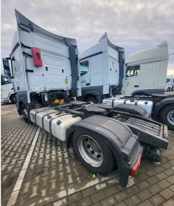 Mercedes-Benz ACTROS 1845 mega - Sattelzugmaschine: das Bild 4 Mercedes-Benz ACTROS 1845 mega - Sattelzugmaschine: das Bild 4