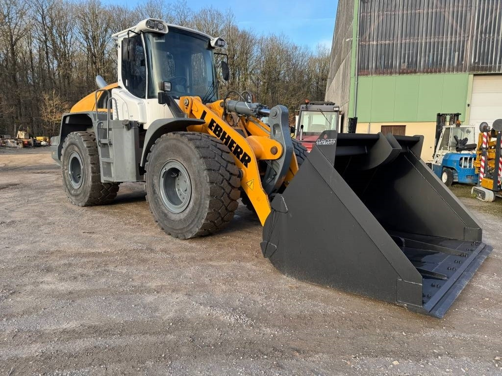 Liebherr L 550 - Radlader: das Bild 1 Liebherr L 550 - Radlader: das Bild 1