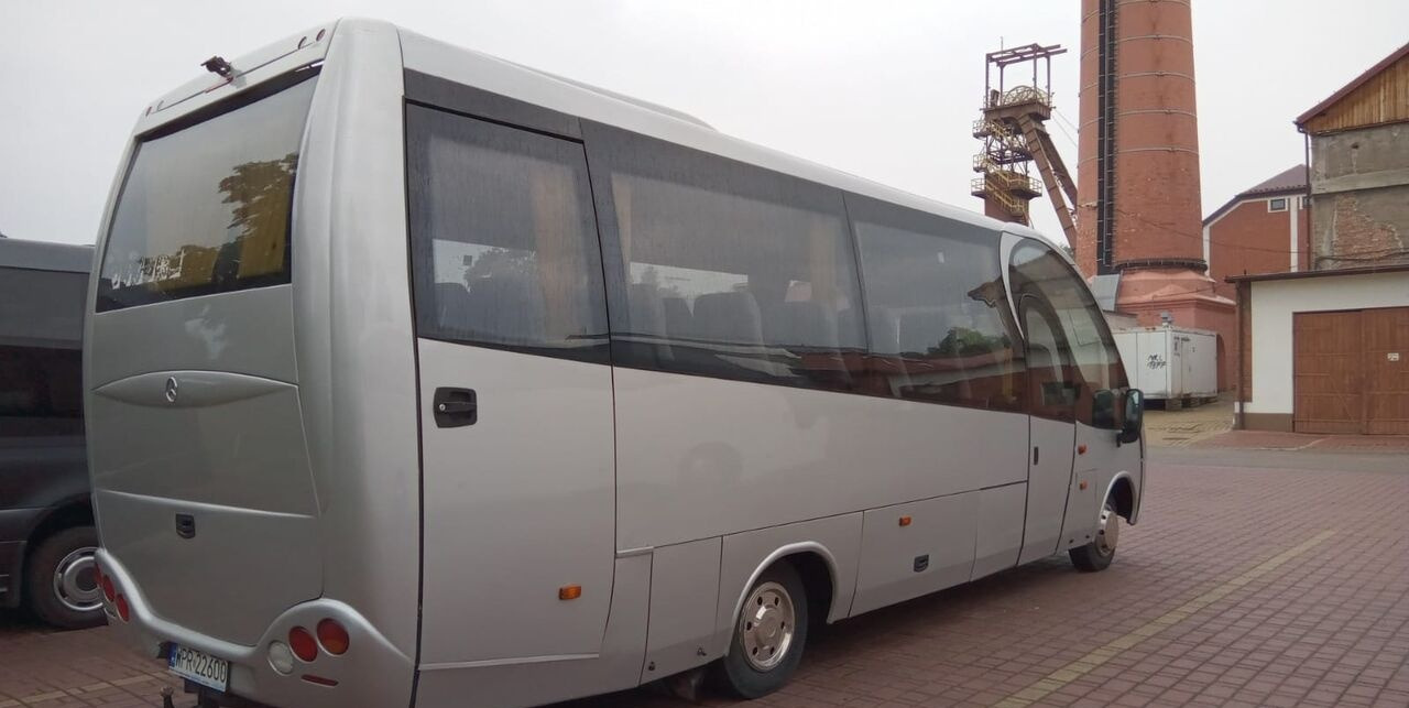 Mercedes-Benz MAGO 2 / VARIO / BELUGA / XXL / 34 PLACE - Überlandbus: das Bild 2 Mercedes-Benz MAGO 2 / VARIO / BELUGA / XXL / 34 PLACE - Überlandbus: das Bild 2