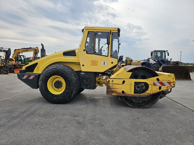 BOMAG BW213DH-4 BVC - Walzenzug: das Bild 4 BOMAG BW213DH-4 BVC - Walzenzug: das Bild 4
