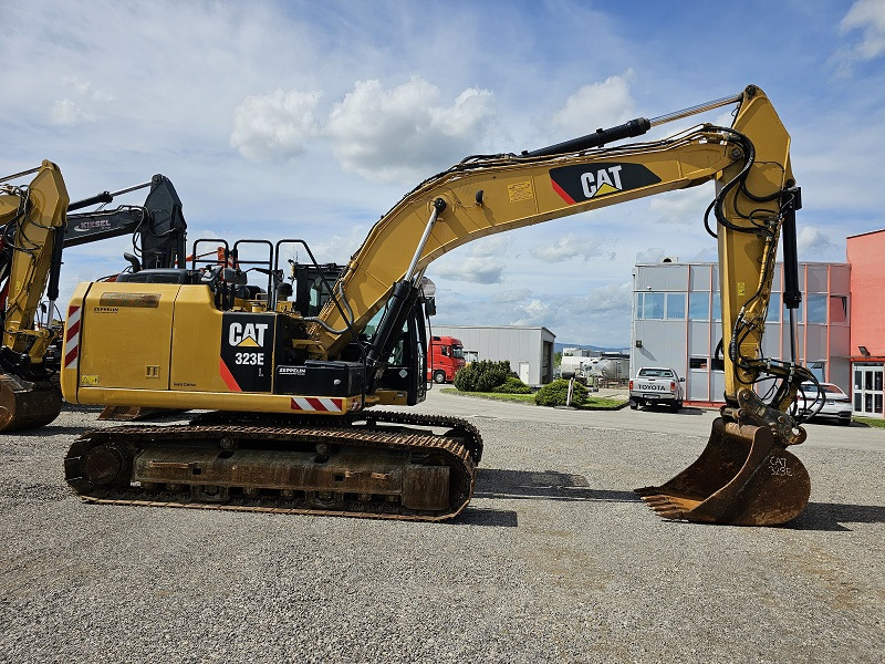 CATERPILLAR 323EL GPS Trimble - Kettenbagger: das Bild 5 CATERPILLAR 323EL GPS Trimble - Kettenbagger: das Bild 5