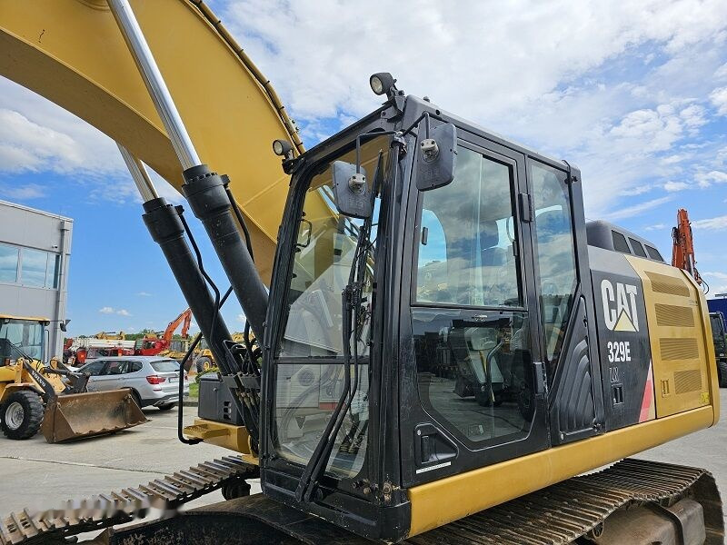 Kettenbagger Caterpillar 329ELN: das Bild 8