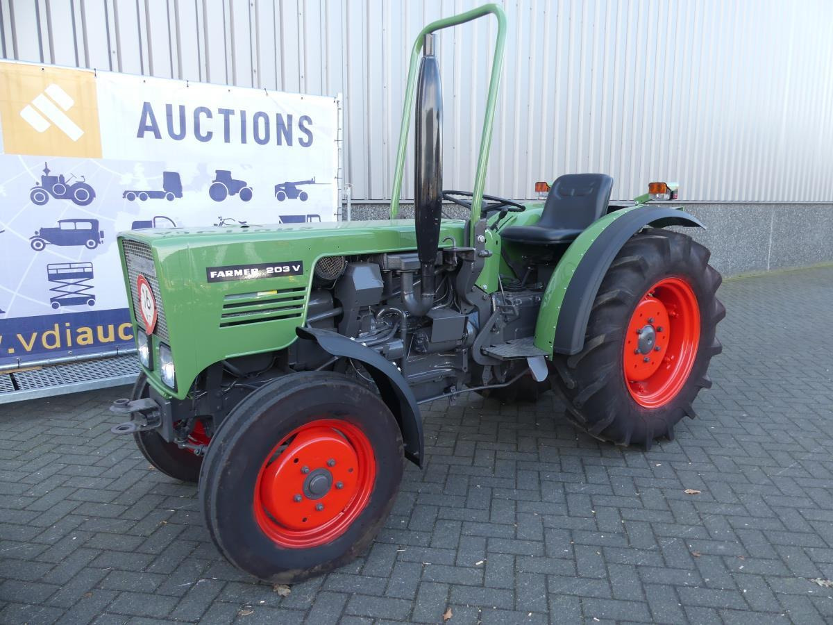 Fendt 203V - Traktor: das Bild 2 Fendt 203V - Traktor: das Bild 2