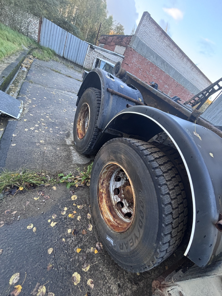 VOLVO FH16 - 580 - Abrollkipper: das Bild 5 VOLVO FH16 - 580 - Abrollkipper: das Bild 5