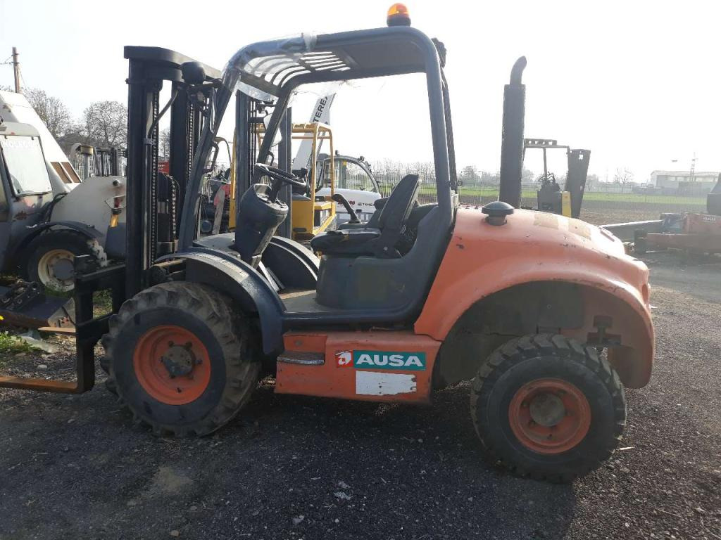 Ausa C200HX4 - Geländestapler: das Bild 1 Ausa C200HX4 - Geländestapler: das Bild 1