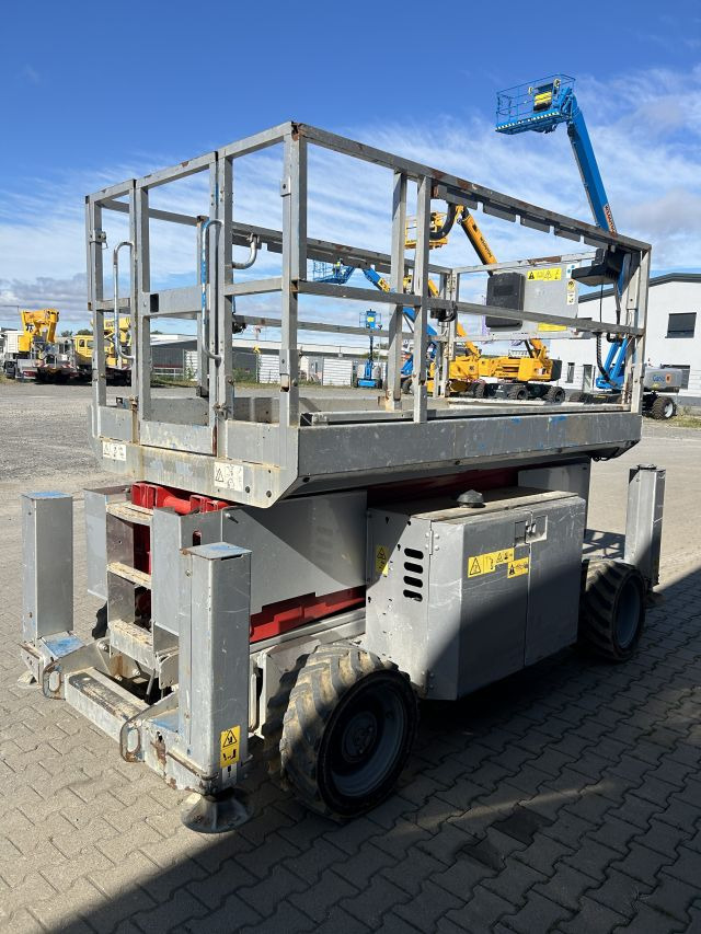 GENIE GS3369RT - Scherenbühne: das Bild 2 GENIE GS3369RT - Scherenbühne: das Bild 2