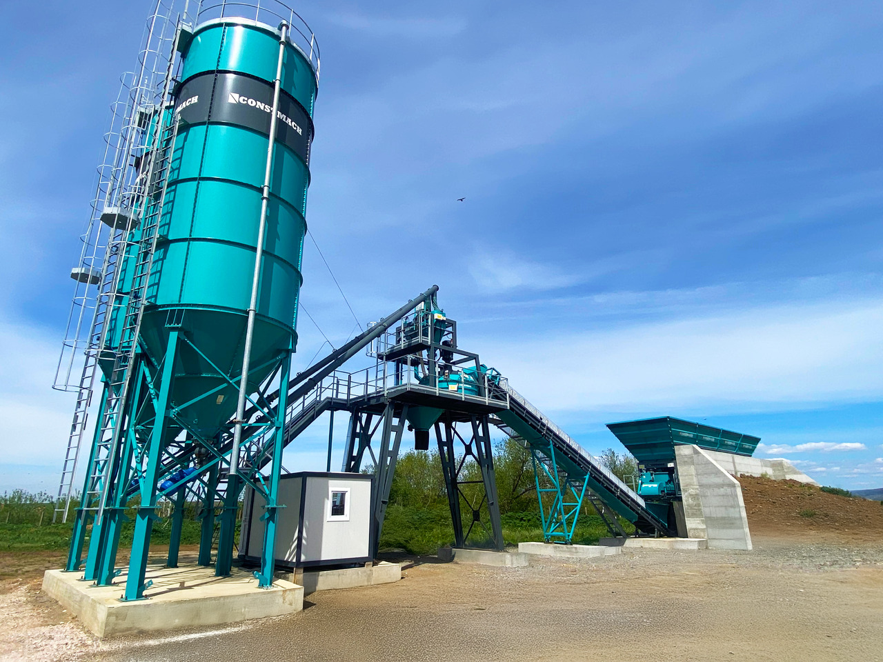 Constmach 60 m³/h Kompakte Betonmischanlage mit Band - Betonmischanlage: das Bild 4 Constmach 60 m³/h Kompakte Betonmischanlage mit Band - Betonmischanlage: das Bild 4