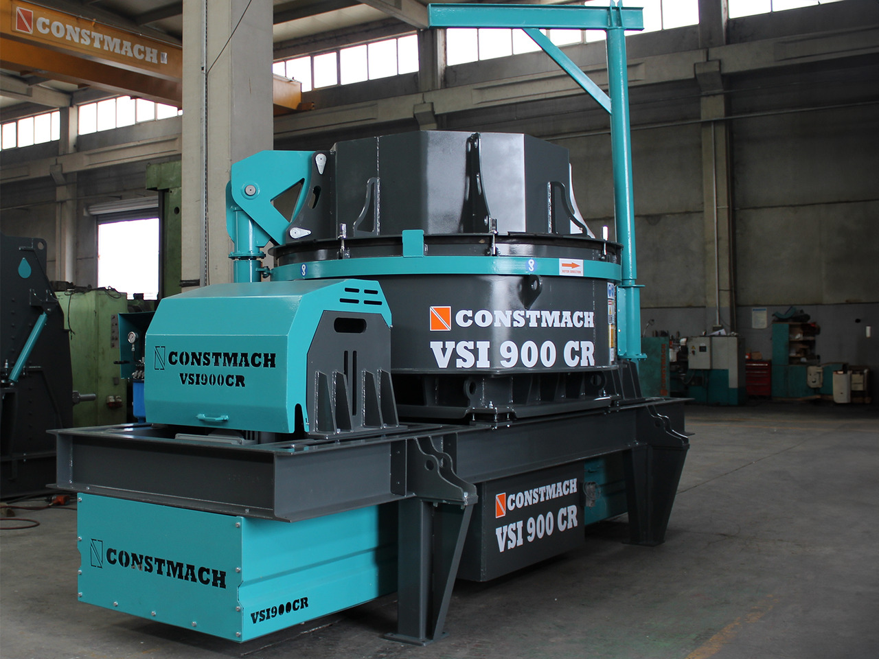 Constmach Vertical Shaft Impact Crusher with a Capacity of 65 to 400 T/H - Prallbrecher: das Bild 2 Constmach Vertical Shaft Impact Crusher with a Capacity of 65 to 400 T/H - Prallbrecher: das Bild 2