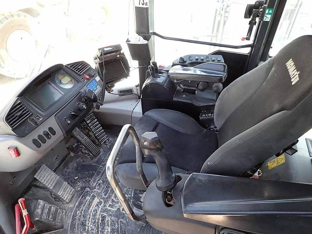 Radlader Komatsu WA600-8EO: das Bild 9