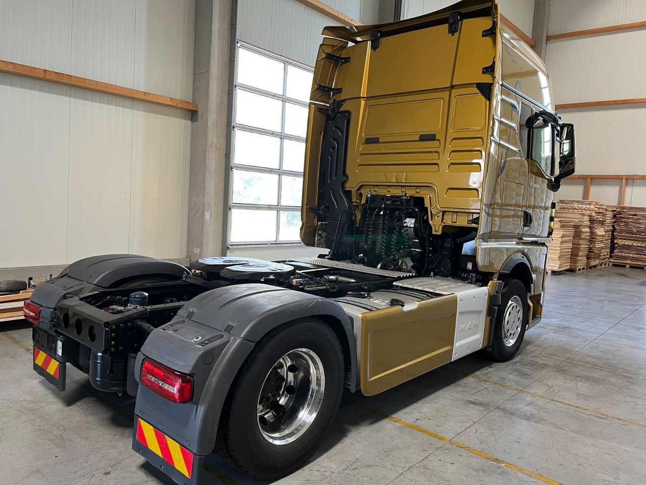 MAN TGX 18.510 - Sattelzugmaschine: das Bild 4 MAN TGX 18.510 - Sattelzugmaschine: das Bild 4