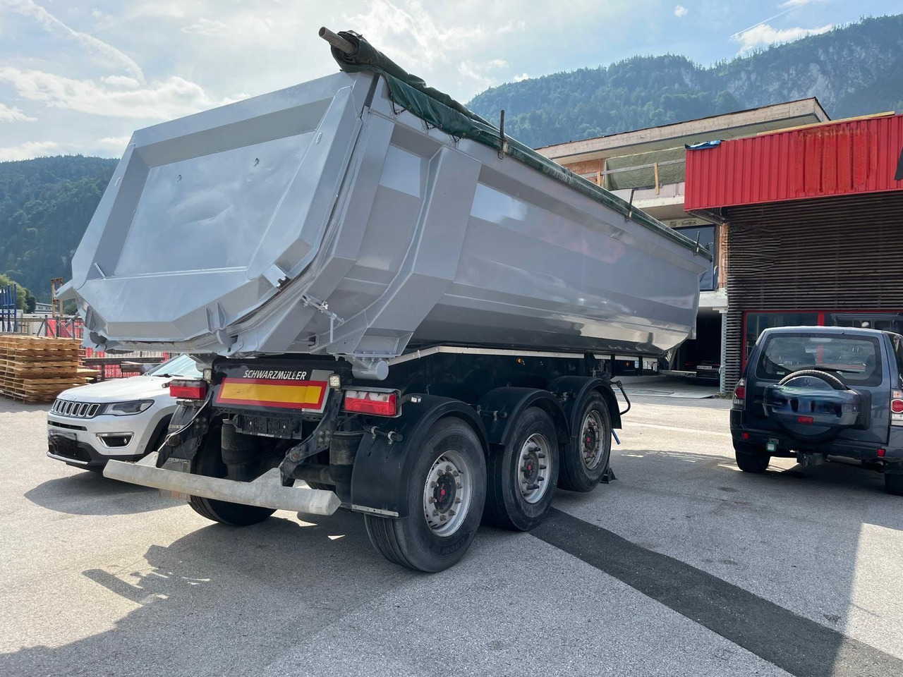 Schwarzmüller Hardox - Kipper Auflieger: das Bild 1 Schwarzmüller Hardox - Kipper Auflieger: das Bild 1