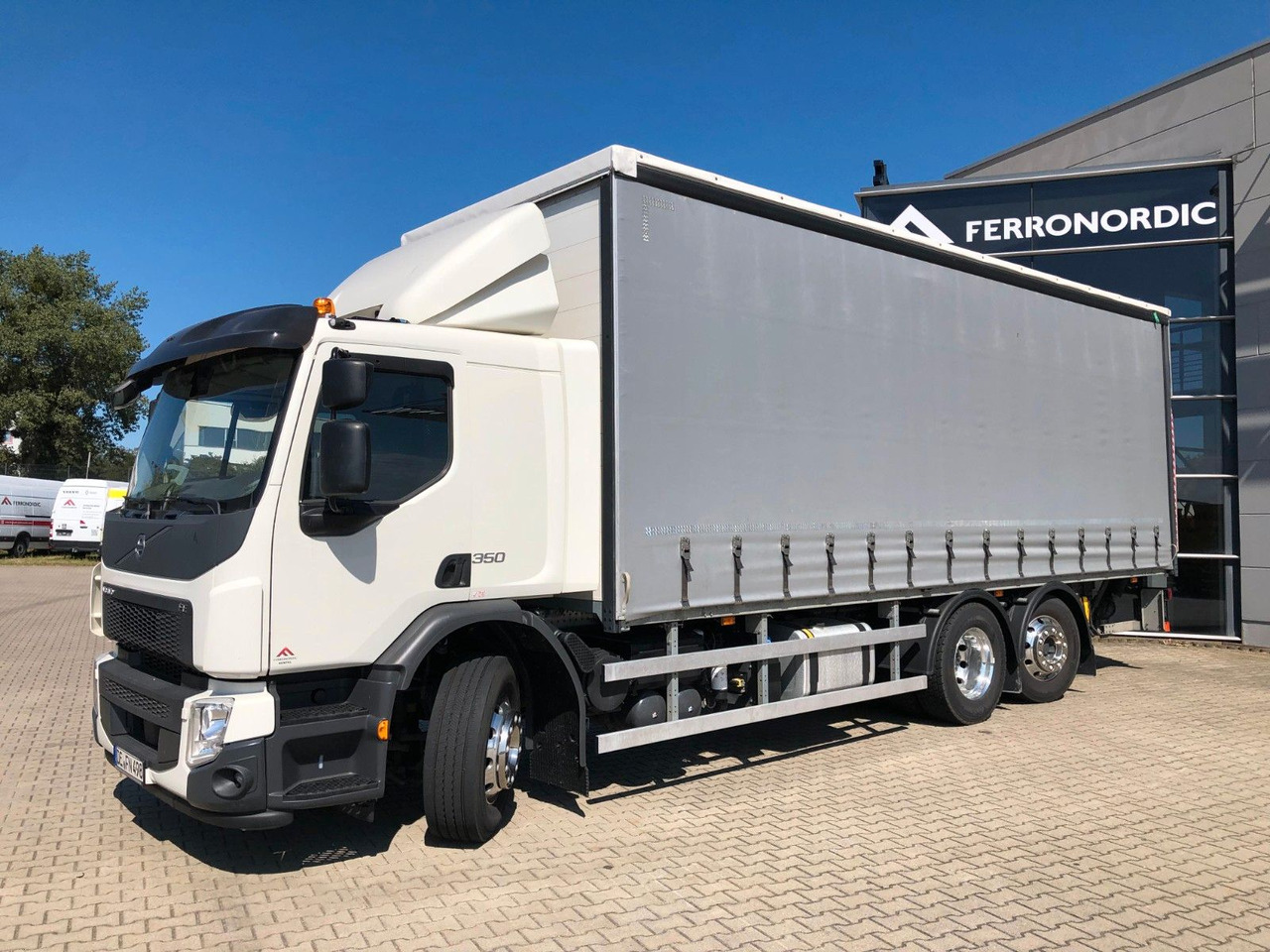 Volvo FE 350 6x2 Lenkachse*ALU*LBW*EDSCHA - Plane LKW: das Bild 2 Volvo FE 350 6x2 Lenkachse*ALU*LBW*EDSCHA - Plane LKW: das Bild 2