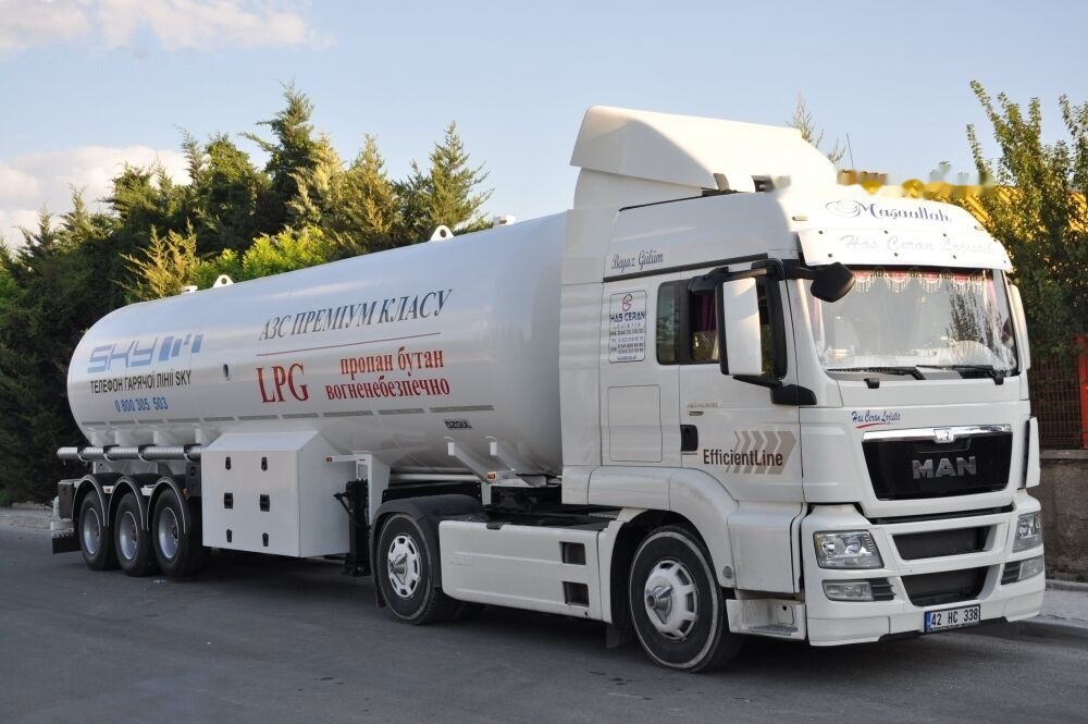 NEU: Tankauflieger Özgül LPG TANK TRAILER: das Bild 13
