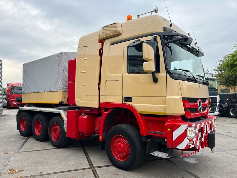 Sattelzugmaschine Mercedes-Benz Actros 4160 8x6/4 SLT: das Bild 13