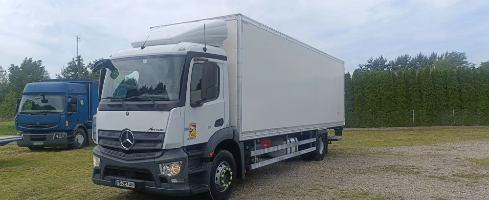 Mercedes-Benz Antos - Kühlkoffer LKW: das Bild 3 Mercedes-Benz Antos - Kühlkoffer LKW: das Bild 3