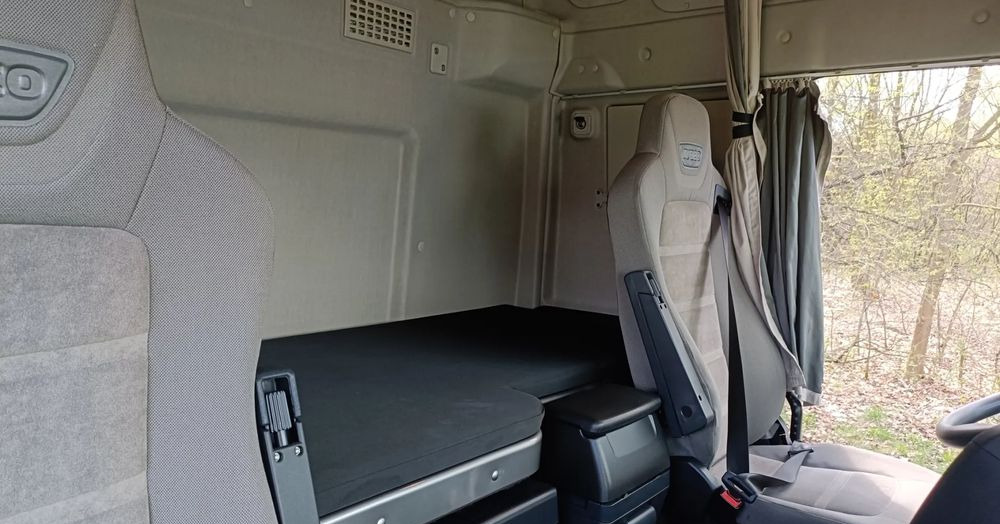 Sattelzugmaschine Iveco Stralis: das Bild 15