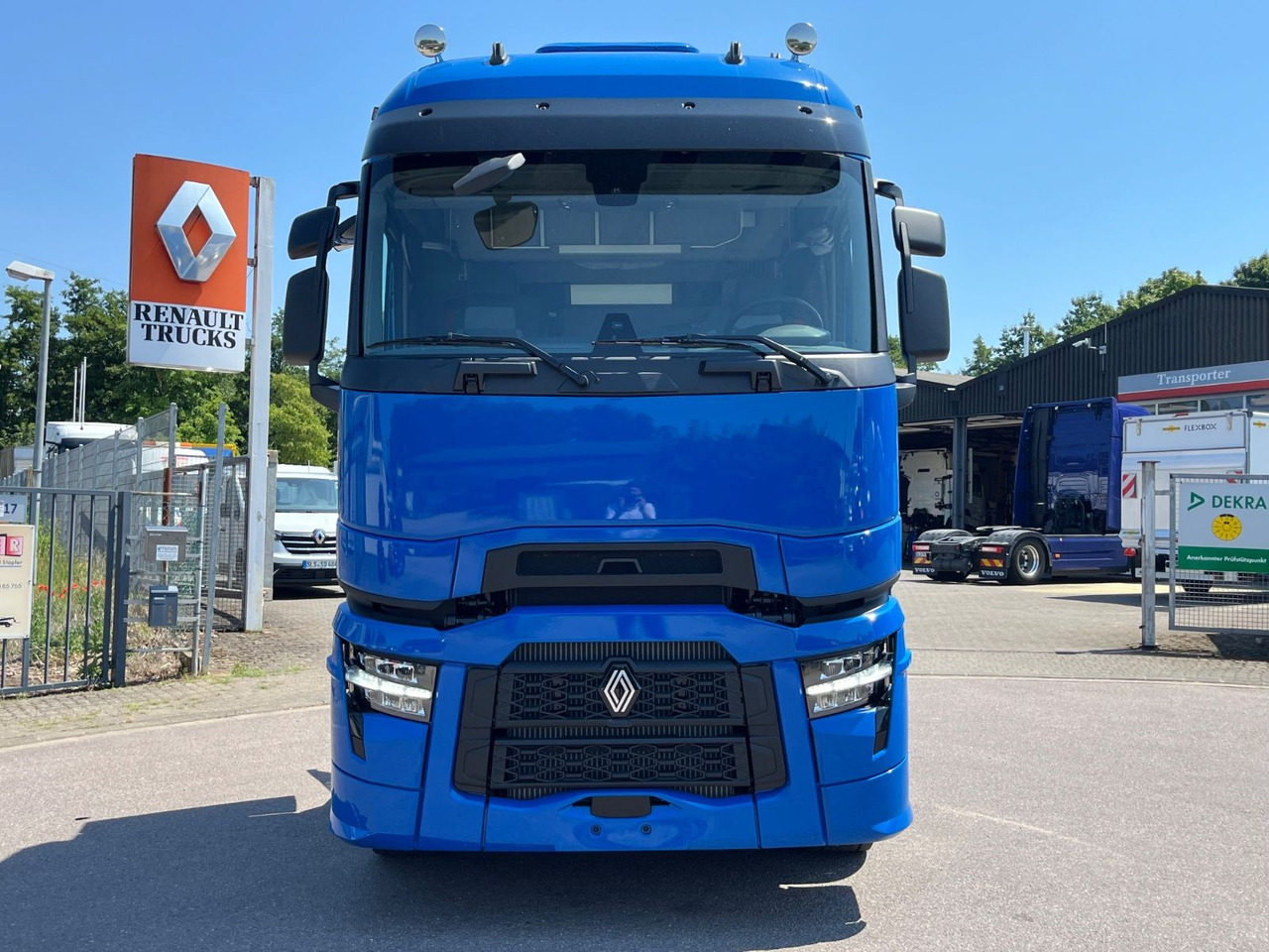 Renault T-High 520 Retarder 2-Kreis-Hydraulik - Sattelzugmaschine: das Bild 2 Renault T-High 520 Retarder 2-Kreis-Hydraulik - Sattelzugmaschine: das Bild 2