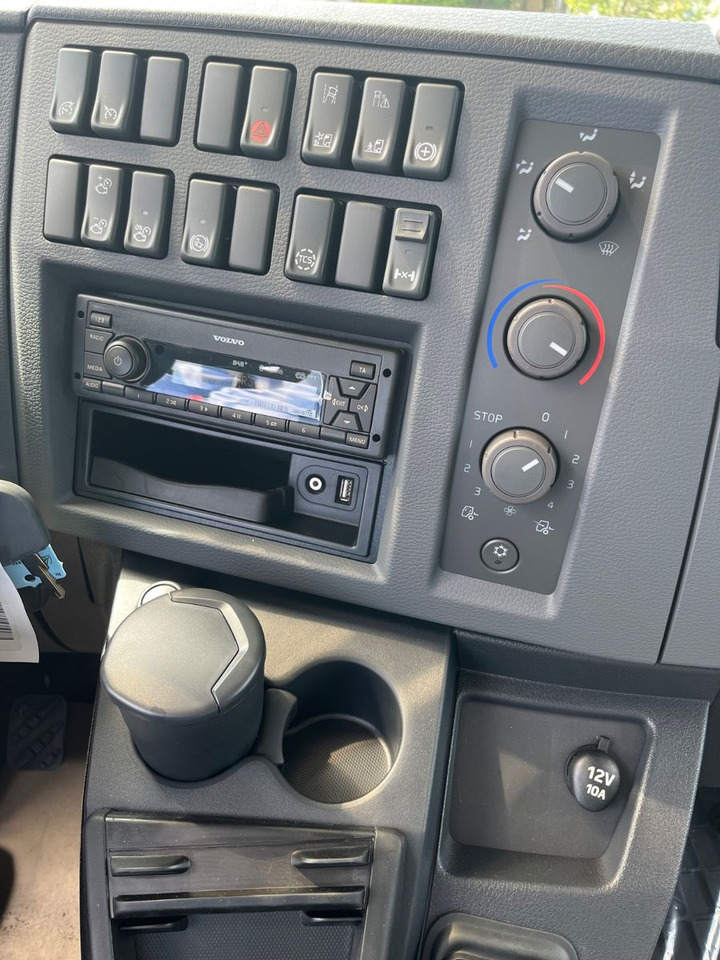 Volvo FL16.280 Junge Schiebeplane - Leasing Volvo FL16.280 Junge Schiebeplane: das Bild 12