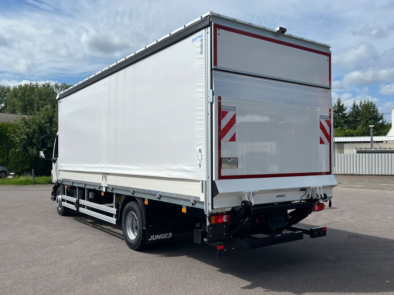 Volvo FL16.280 Junge Schiebeplane - Leasing Volvo FL16.280 Junge Schiebeplane: das Bild 7