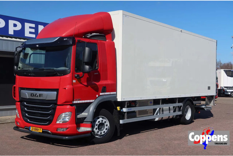 DAF CF 300 Koel/Vries Carrier iceland + Dhollandia 2500KG klep trenn wand - Kühlkoffer LKW: das Bild 1 DAF CF 300 Koel/Vries Carrier iceland + Dhollandia 2500KG klep trenn wand - Kühlkoffer LKW: das Bild 1