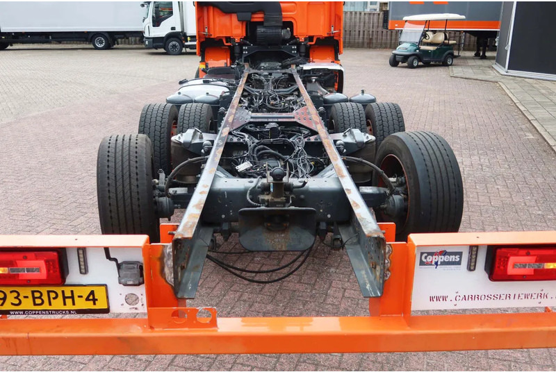 DAF CF 450 Chassis Cabine Slaap Cabine 2x Bed - Fahrgestell LKW: das Bild 4 DAF CF 450 Chassis Cabine Slaap Cabine 2x Bed - Fahrgestell LKW: das Bild 4