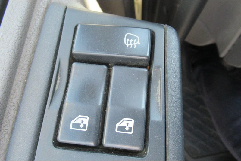 Plane LKW DAF LF 250 250 bak + klep + schuifzeil E6: das Bild 6 Plane LKW DAF LF 250 250 bak + klep + schuifzeil E6: das Bild 6