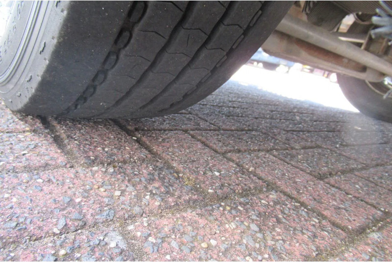 Plane LKW DAF LF 250 250 bak + klep + schuifzeil E6: das Bild 17 Plane LKW DAF LF 250 250 bak + klep + schuifzeil E6: das Bild 17