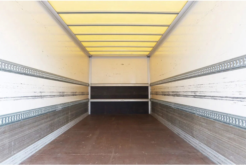 FUSO Canter 7 C 18 Bak+Klep 1000 kg - Koffer LKW: das Bild 4 FUSO Canter 7 C 18 Bak+Klep 1000 kg - Koffer LKW: das Bild 4