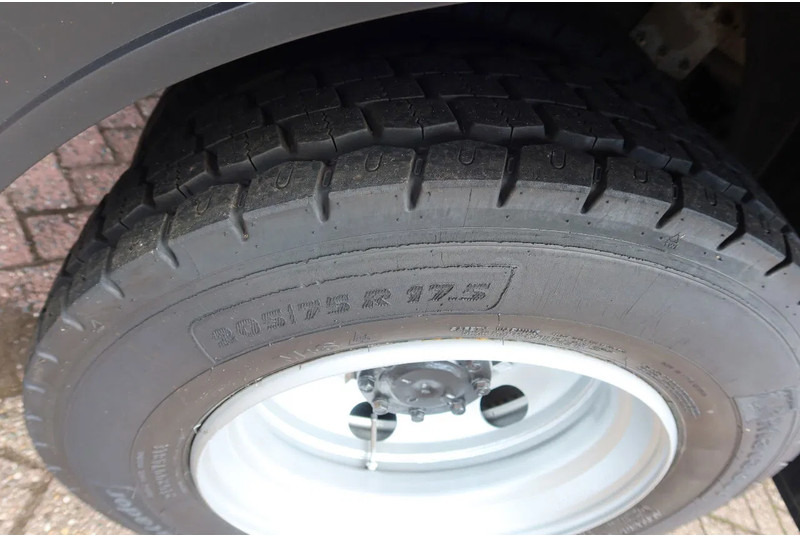 Koffer LKW FUSO Canter Mistubishi Canter 7C18: das Bild 14 Koffer LKW FUSO Canter Mistubishi Canter 7C18: das Bild 14