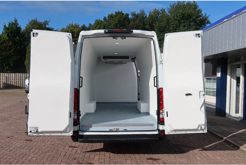 Iveco Daily 35S16 Iveco 35S16 L3/H2 Koel/Vries/ verwarmen Carrier Xarios 350 + 220 volt nacht aansluiting - Kühltransporter: das Bild 3 Iveco Daily 35S16 Iveco 35S16 L3/H2 Koel/Vries/ verwarmen Carrier Xarios 350 + 220 volt nacht aansluiting - Kühltransporter: das Bild 3