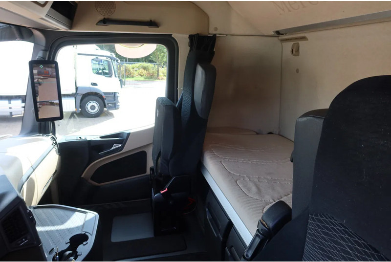 Mercedes-Benz Actros 2642 LL Giga Space Wisselbare opbouw/chassis cabine + lift as - Containerwagen/ Wechselfahrgestell LKW: das Bild 4 Mercedes-Benz Actros 2642 LL Giga Space Wisselbare opbouw/chassis cabine + lift as - Containerwagen/ Wechselfahrgestell LKW: das Bild 4