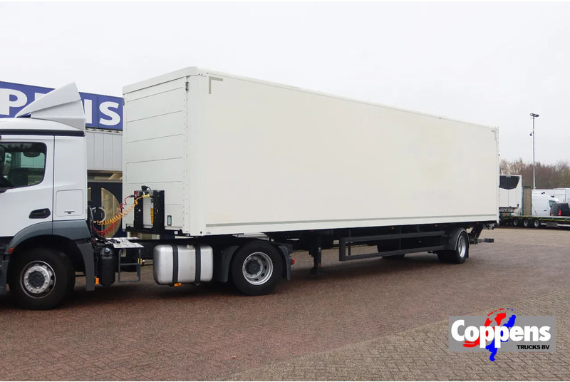 SYSTEM TRAILER LPRS 9 Enkel asser, City trailer+Klep 2500 kg Stuur as - Koffer Auflieger: das Bild 1 SYSTEM TRAILER LPRS 9 Enkel asser, City trailer+Klep 2500 kg Stuur as - Koffer Auflieger: das Bild 1