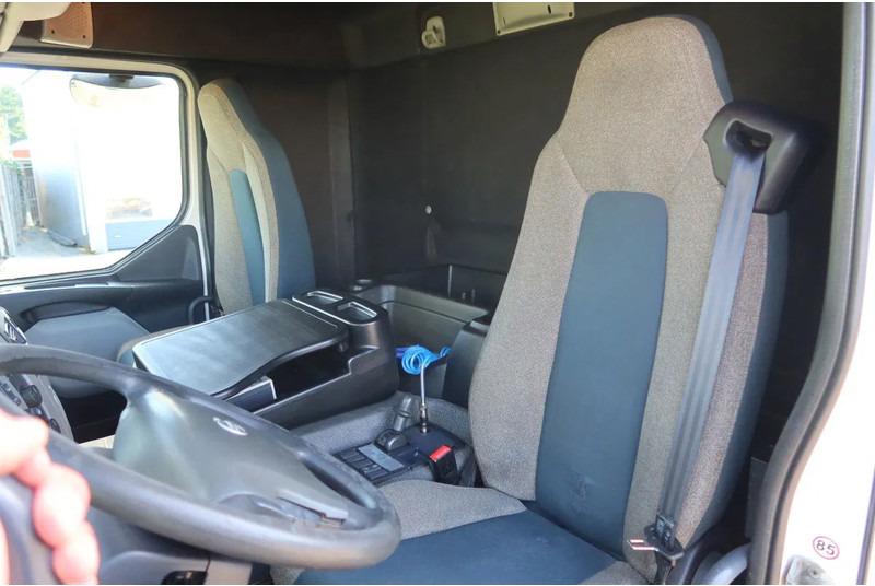 Volvo FE Bak+Klep Dhollanida 2.000 kg - Koffer LKW: das Bild 5 Volvo FE Bak+Klep Dhollanida 2.000 kg - Koffer LKW: das Bild 5