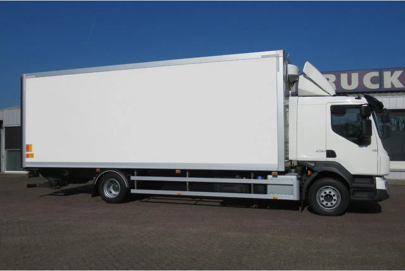 Volvo FL 250 Bakwagen + 6 deuren + Laadklep 2000 kg - Koffer LKW: das Bild 2 Volvo FL 250 Bakwagen + 6 deuren + Laadklep 2000 kg - Koffer LKW: das Bild 2