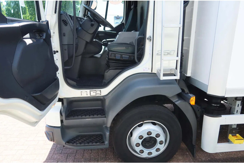 Volvo FL 250 Koel/Vries+Klep Bi-Temp Carrier Supra 1150 MT Diesel/Electrisch - Kühlkoffer LKW: das Bild 5 Volvo FL 250 Koel/Vries+Klep Bi-Temp Carrier Supra 1150 MT Diesel/Electrisch - Kühlkoffer LKW: das Bild 5
