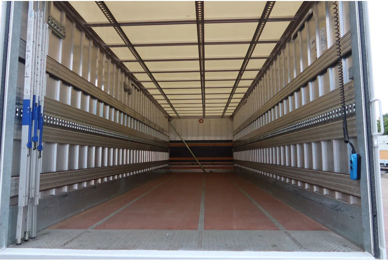 Volvo FL Bak + Dhollandia klep 2000 Kg - Koffer LKW: das Bild 3 Volvo FL Bak + Dhollandia klep 2000 Kg - Koffer LKW: das Bild 3