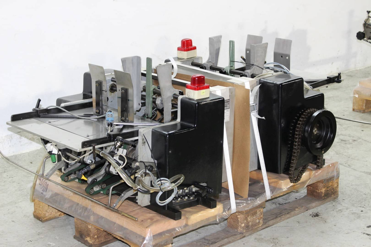 RITMICA Universal H-200 - Druckmaschine: das Bild 3 RITMICA Universal H-200 - Druckmaschine: das Bild 3