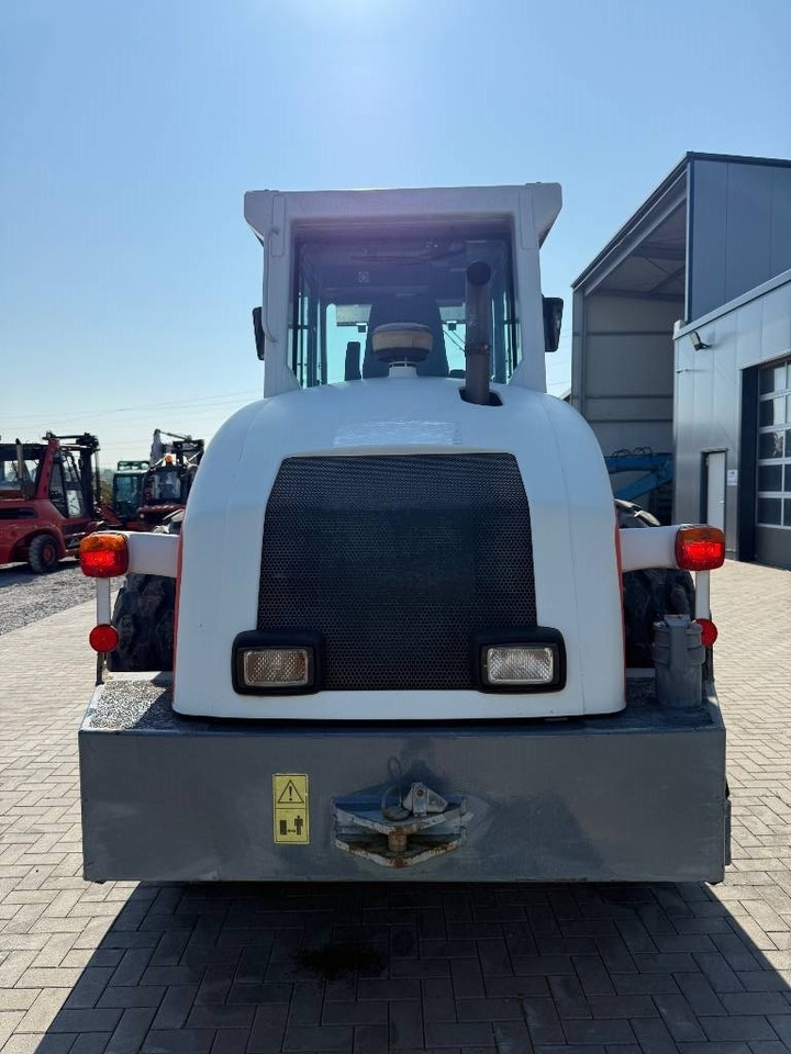 Ammann ASC 110 - Walzenzug: das Bild 4 Ammann ASC 110 - Walzenzug: das Bild 4